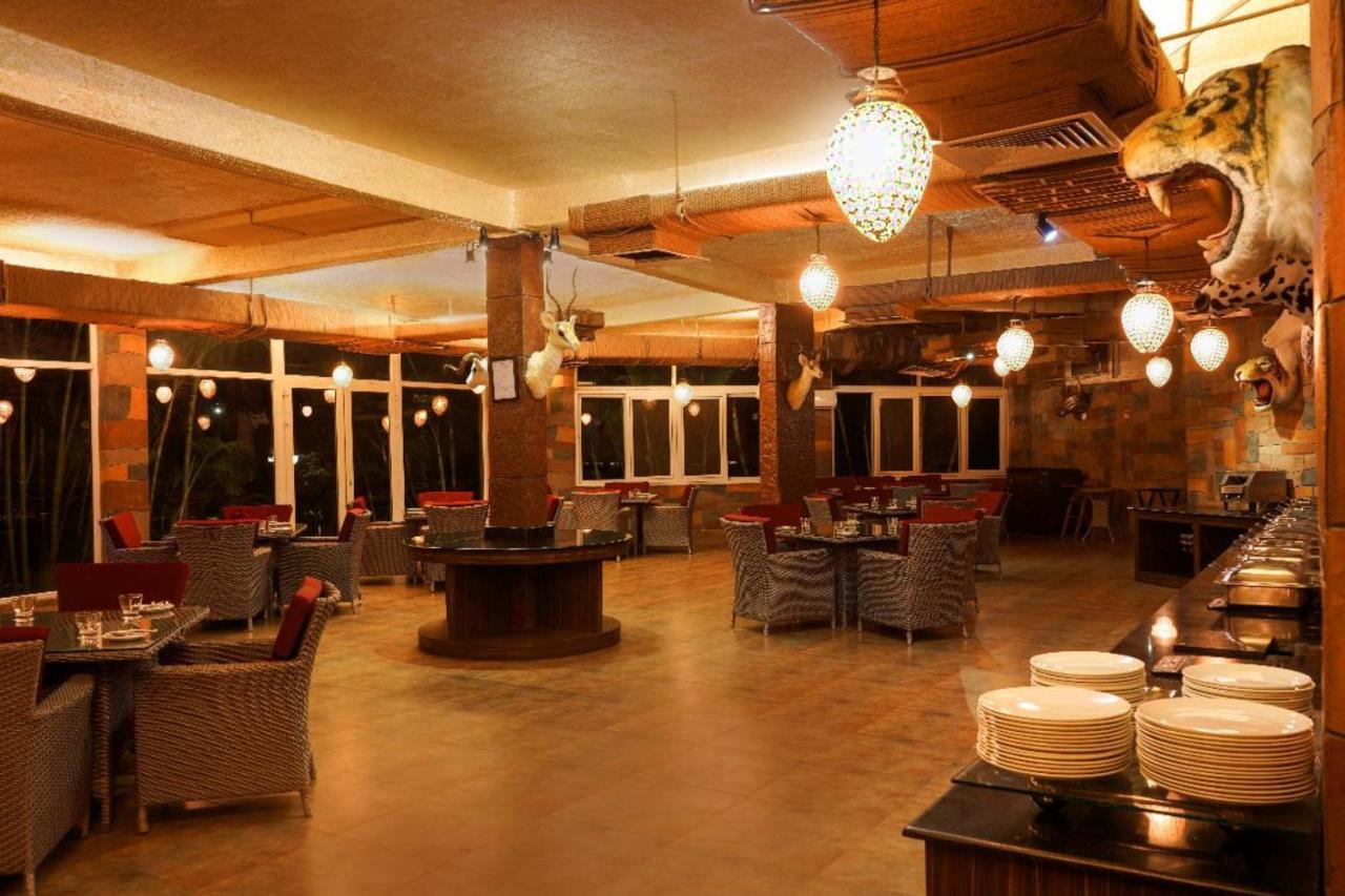 Country Inn Tarika Riverside Resort Jim Corbett Garjia Exterior foto