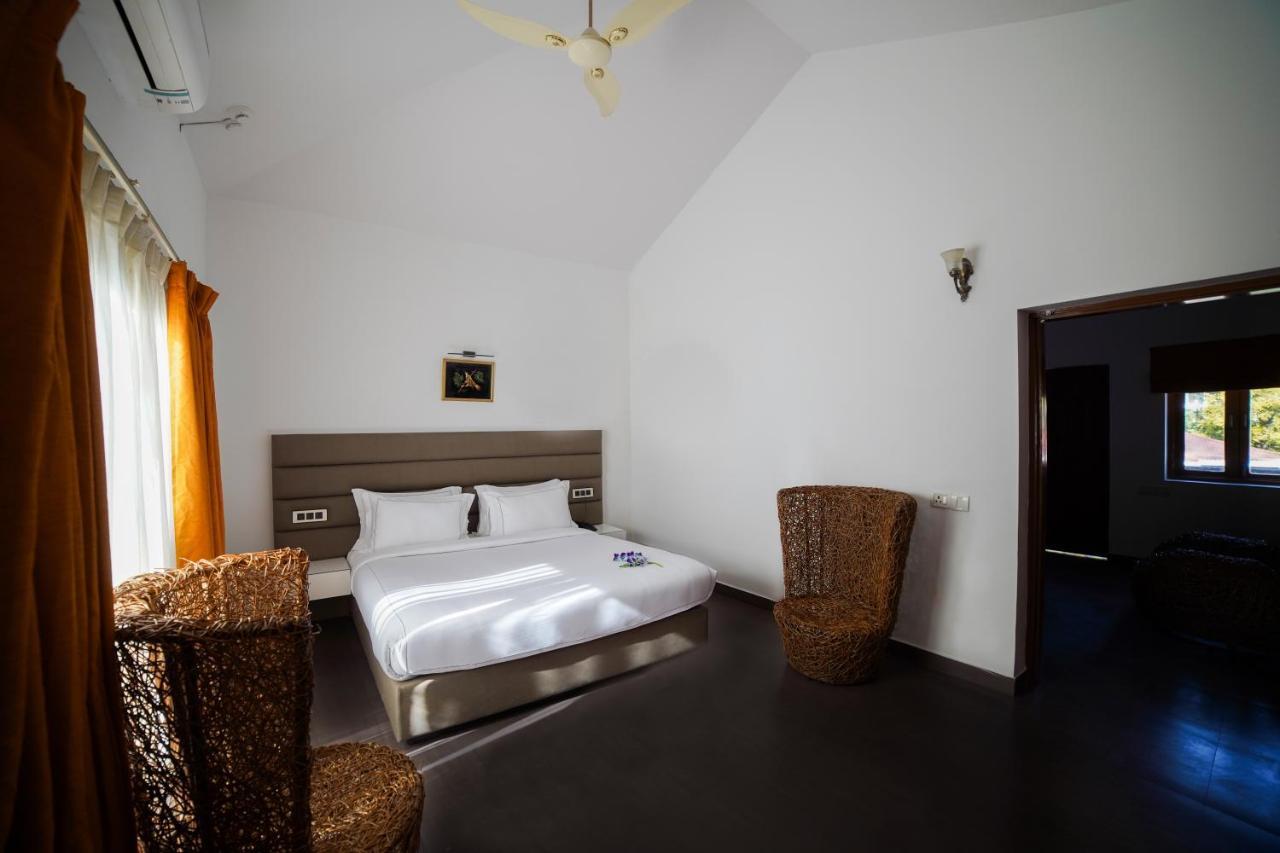 Country Inn Tarika Riverside Resort Jim Corbett Garjia Exterior foto