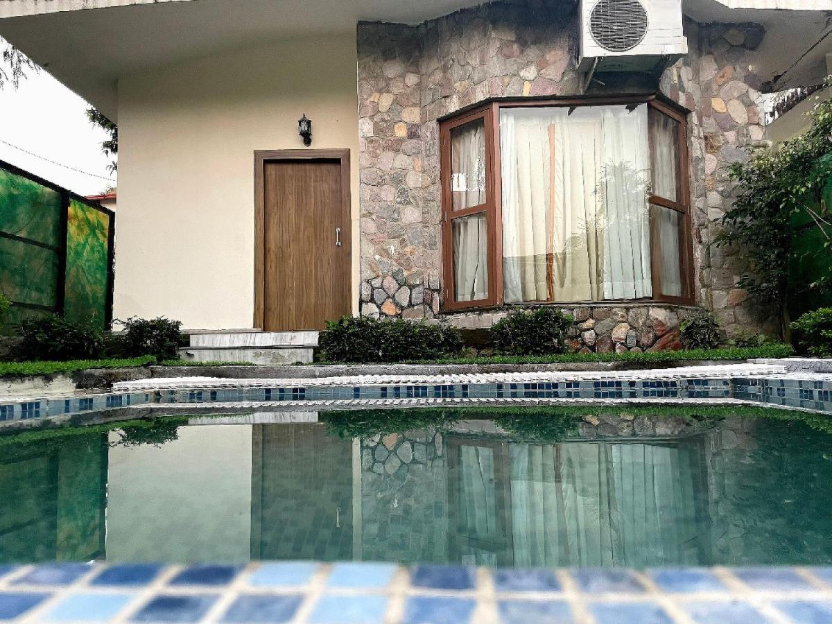 Country Inn Tarika Riverside Resort Jim Corbett Garjia Exterior foto