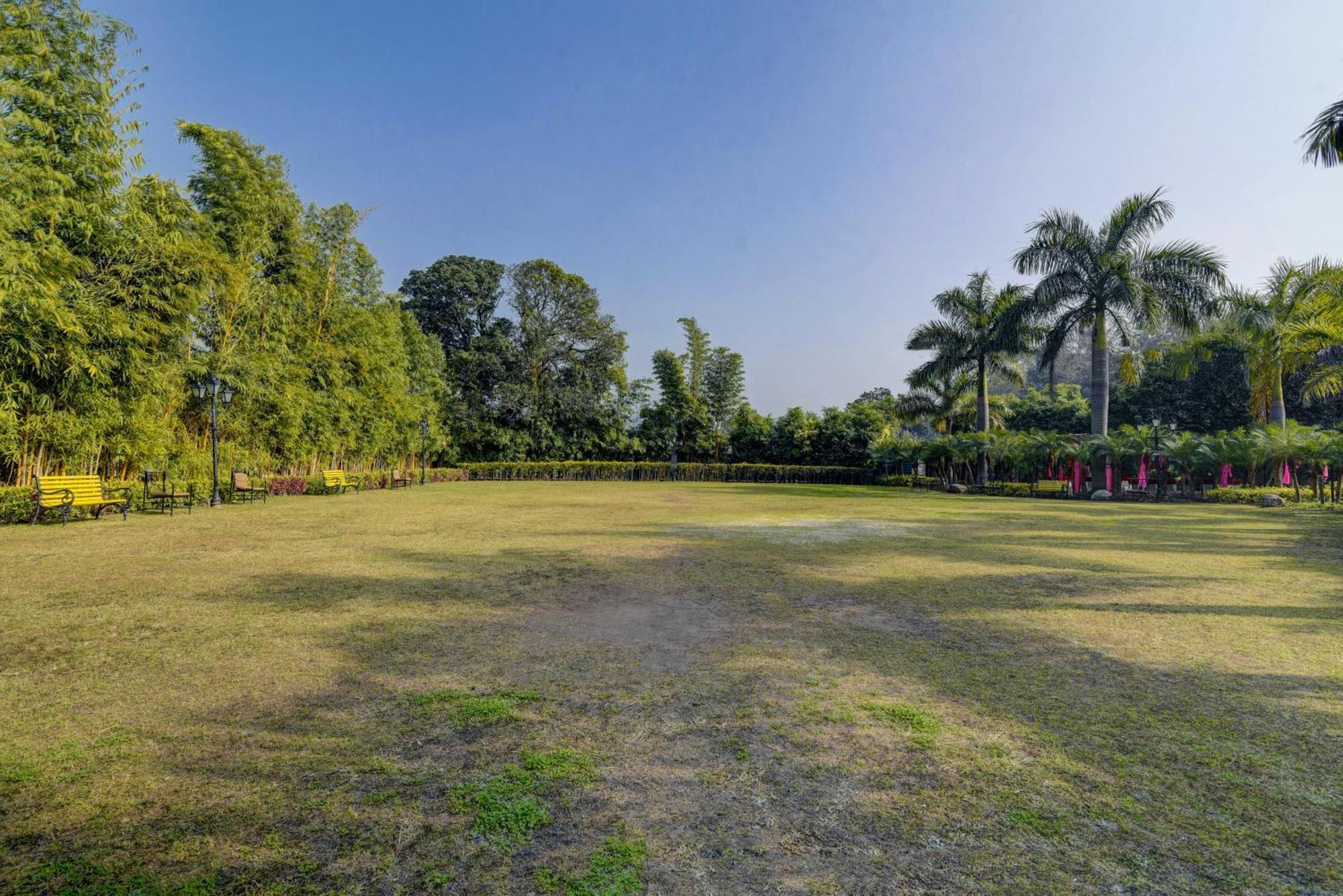 Country Inn Tarika Riverside Resort Jim Corbett Garjia Exterior foto